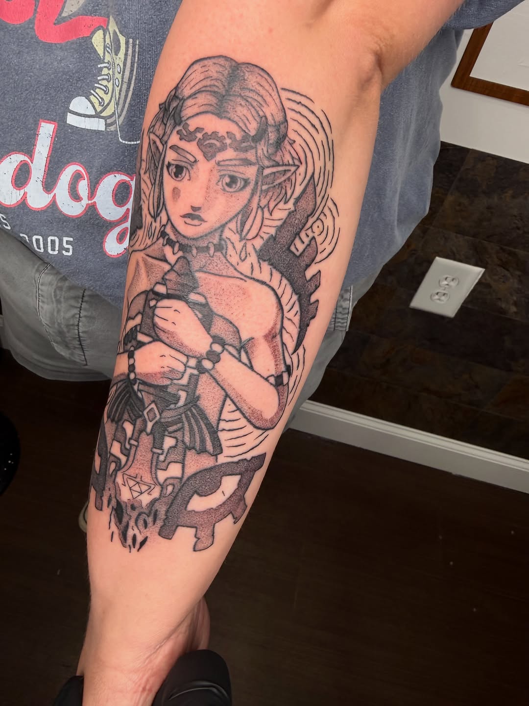 Tattoo by @munsterjamtattoos — dotwork