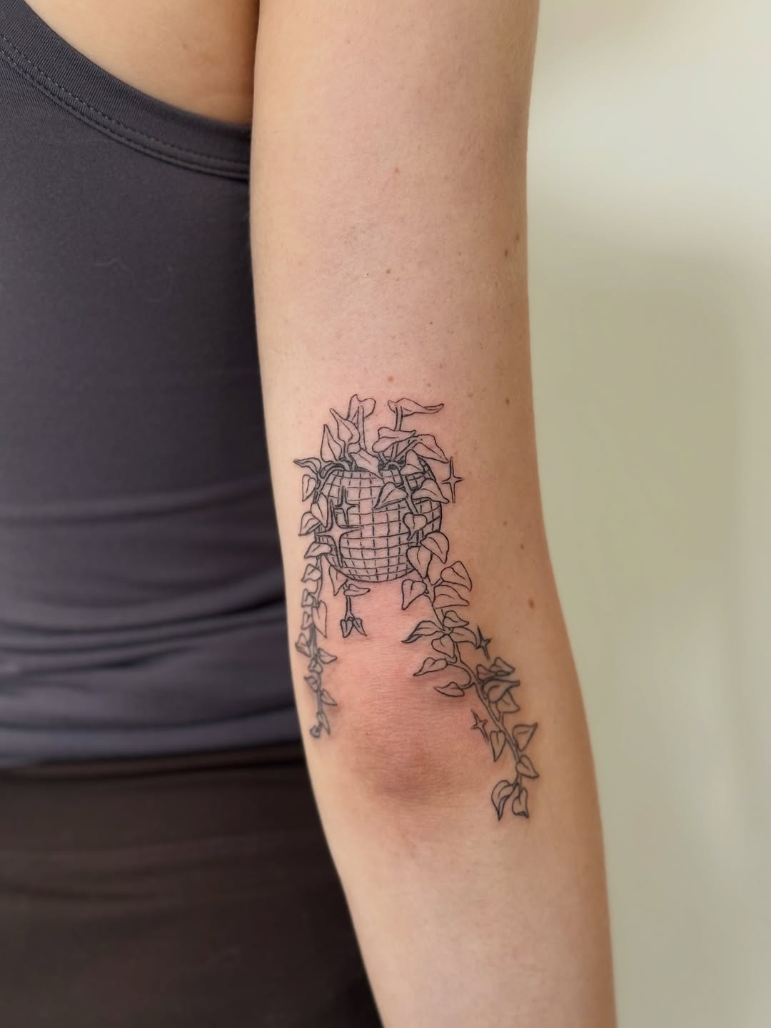 Tattoo by @tattoo.meg — fine_line