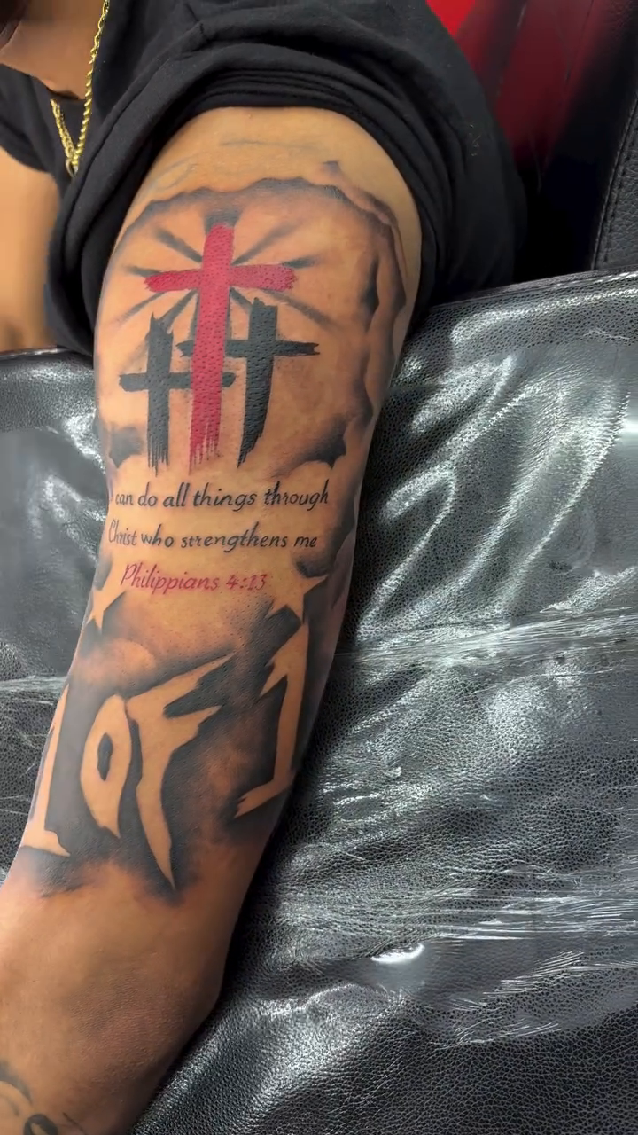 Tattoo by @theartplug4 — black_and_grey
