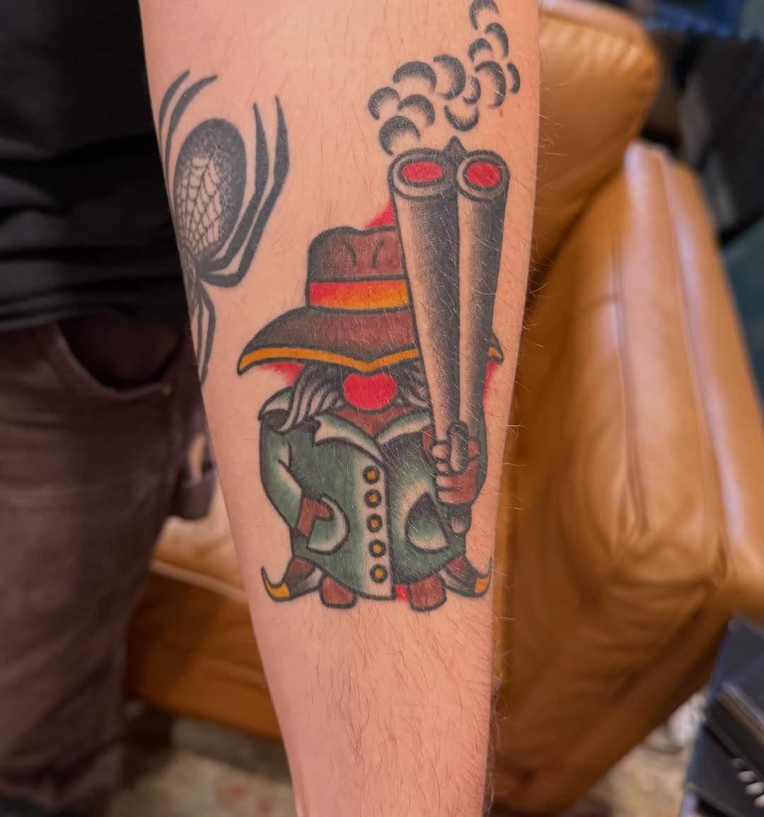 Tattoo by @twodeadfeet — american_traditional, illustrative