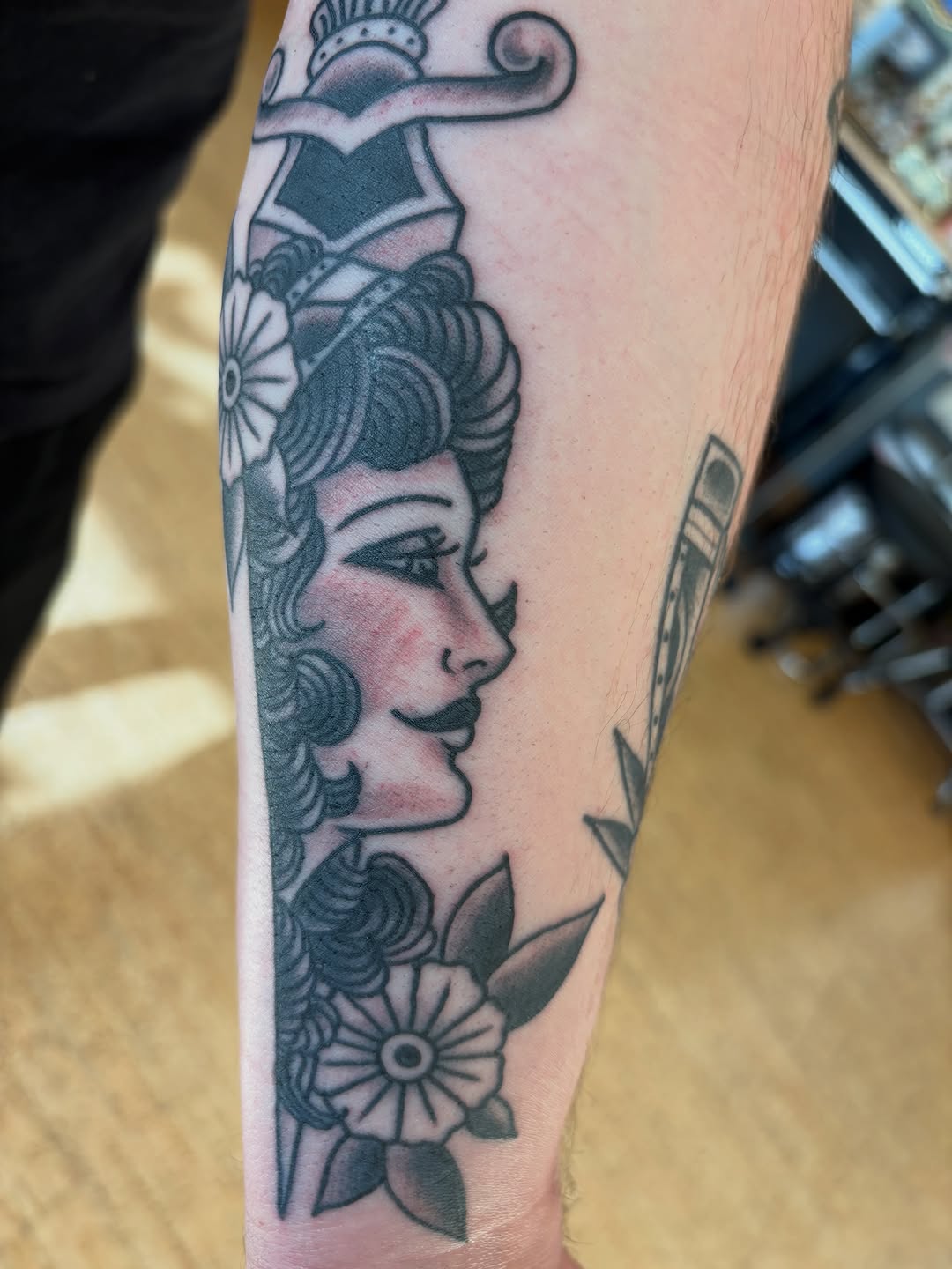 Tattoo by @kimberteatro — american_traditional, illustrative