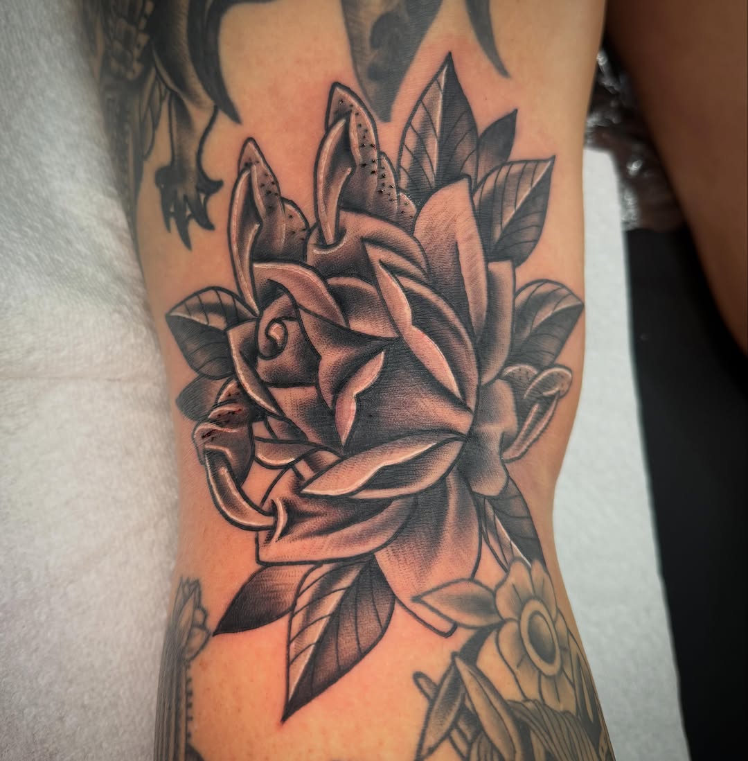 Tattoo by @junior_thetattooer — black_and_grey, realism