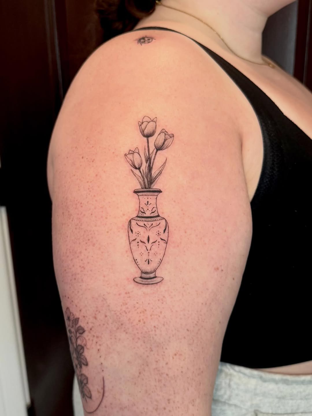 Tattoo by @anablatt_tattoo — fine_line