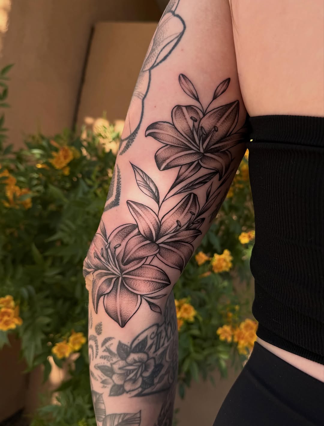 Tattoo by @nadiacallahan โ black_and_grey, illustrative