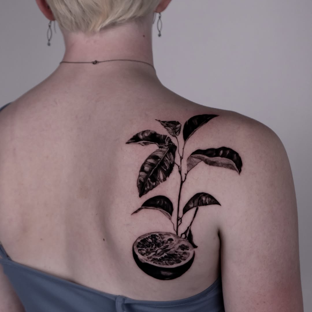 Tattoo by @themanedias — black_and_grey