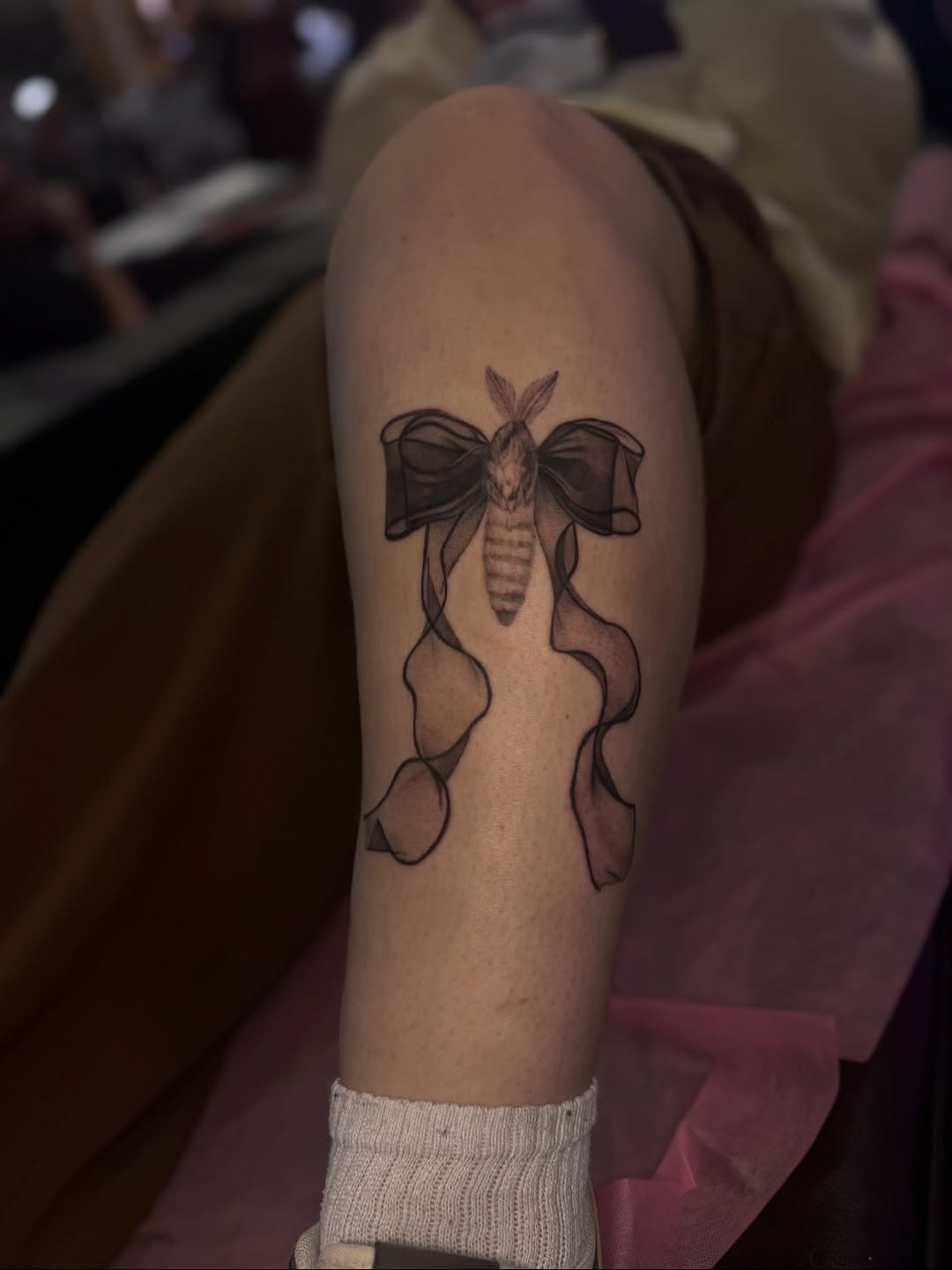 Tattoo by @annaainkk — realism, fine_line