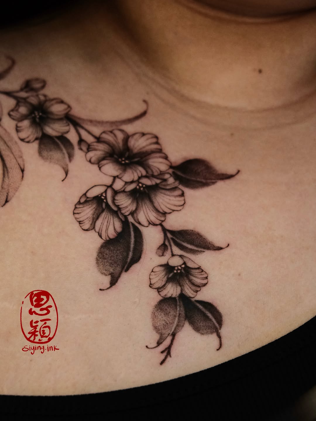 Tattoo by @siying.ink โ black_and_grey, illustrative