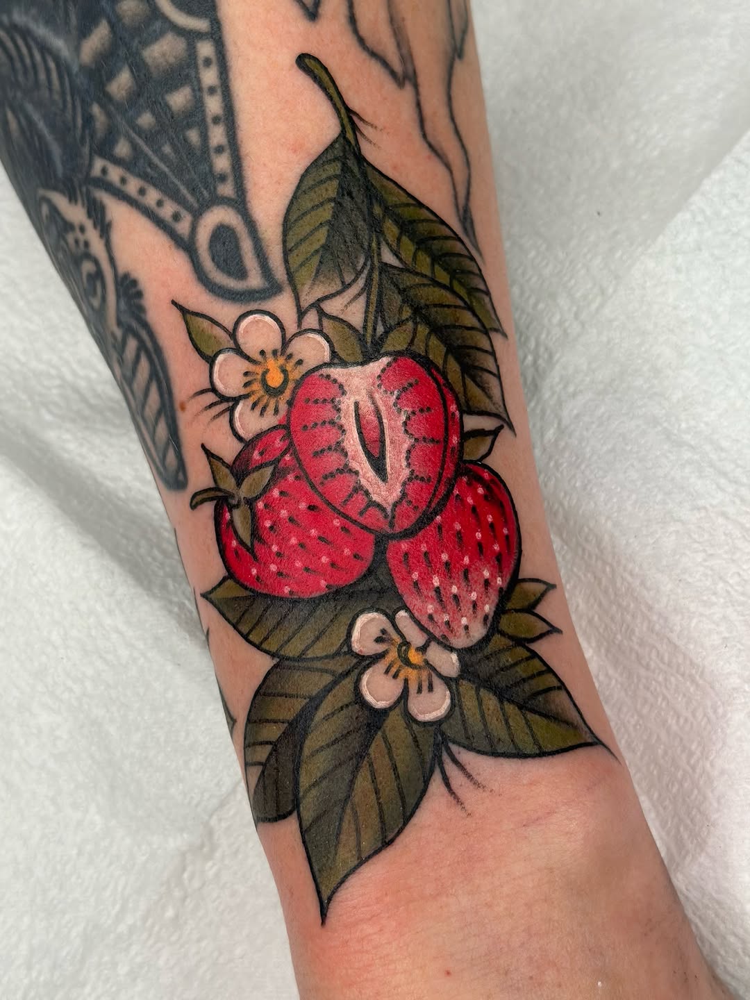 Tattoo by @sarahxtinetattoo — american_traditional, illustrative
