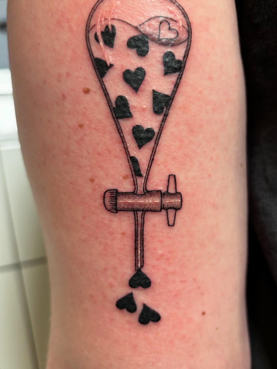Tattoo by @daynatattoos — fine_line, black_and_grey