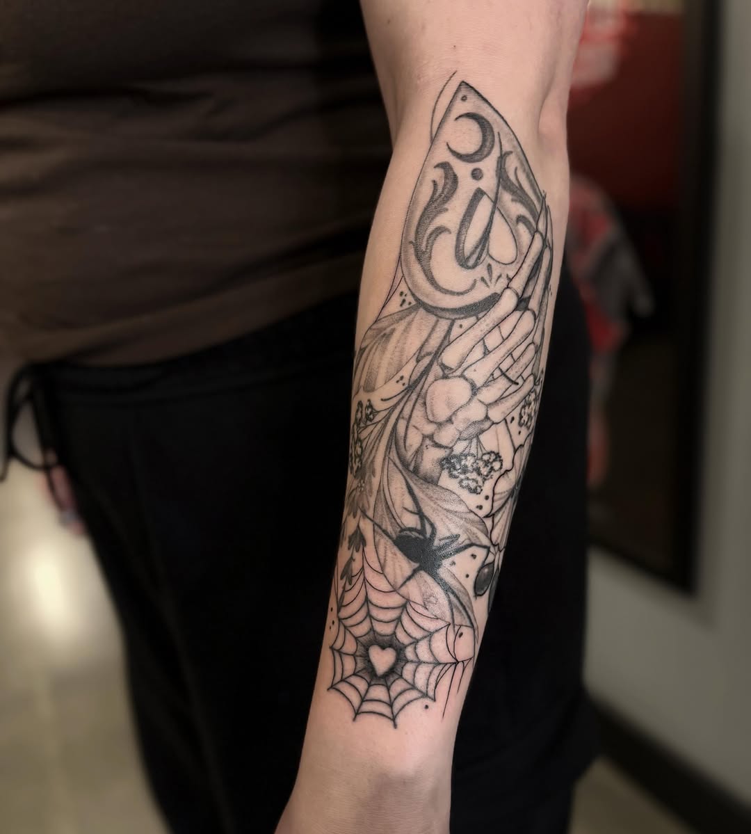 Tattoo by @neuropathogenic — black_and_grey, ornamental
