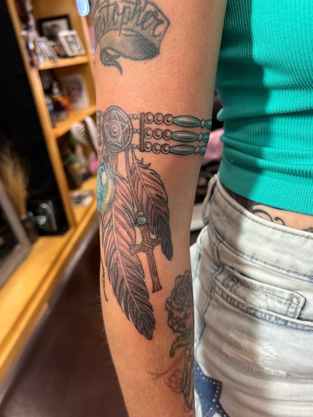Tattoo by @lilylaurilatattoos β fine_line, black_and_grey