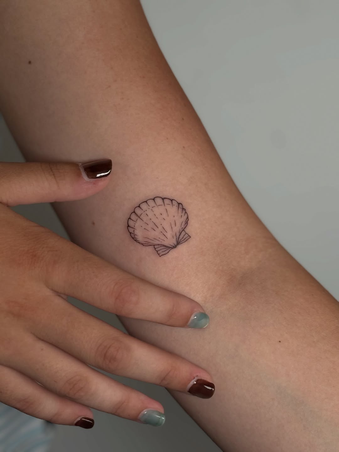 Tattoo by @jules__ink β fine_line, minimalist