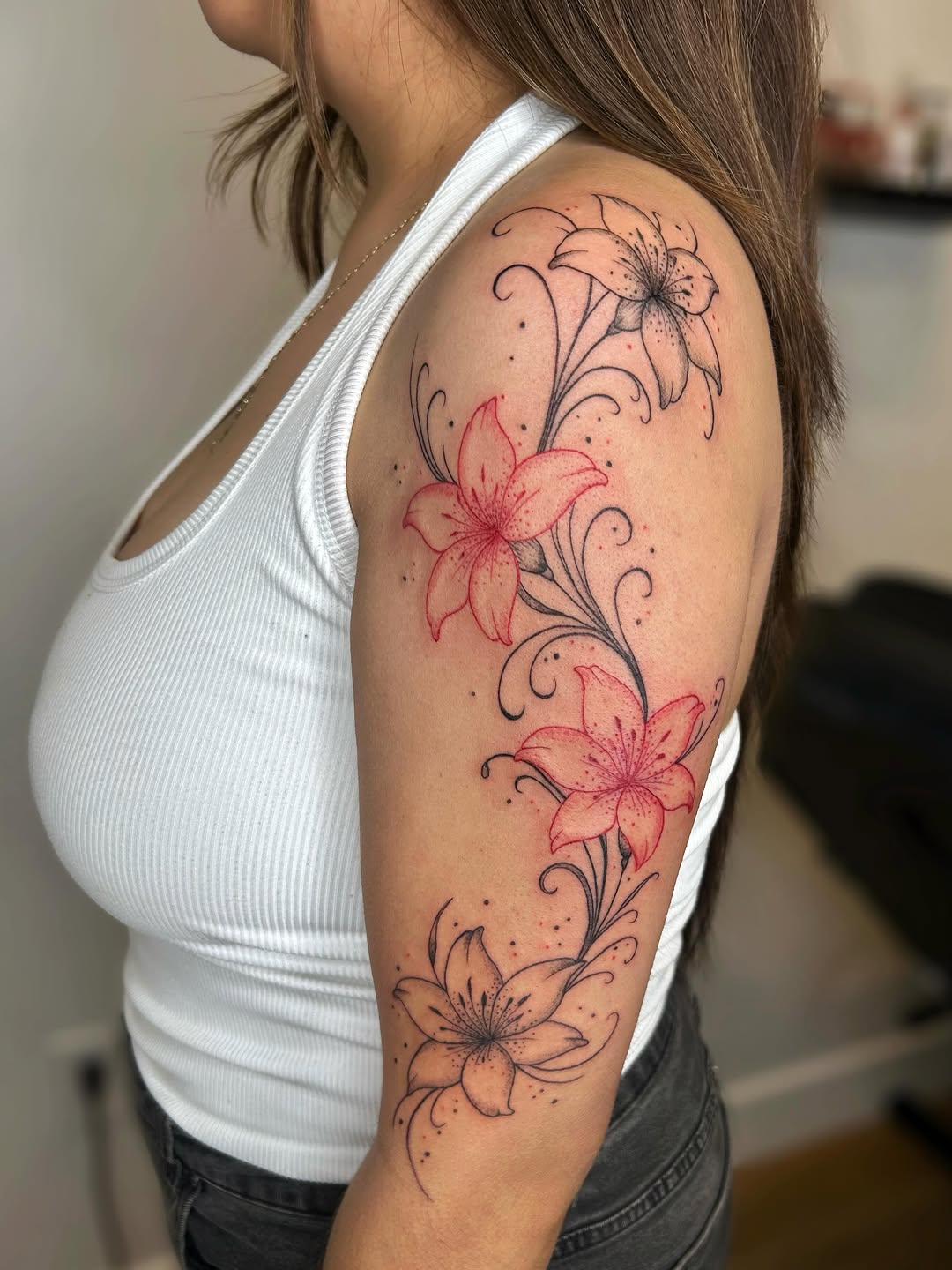 Tattoo by @dazeeinkstudio โ fine_line