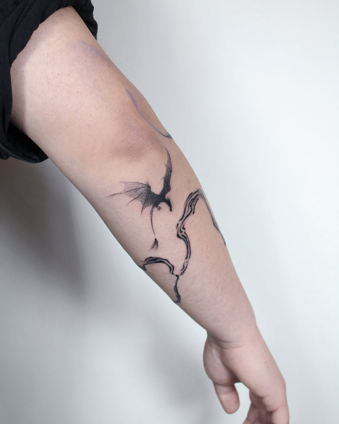 Tattoo by @tatpiaooo — illustrative, fine_line