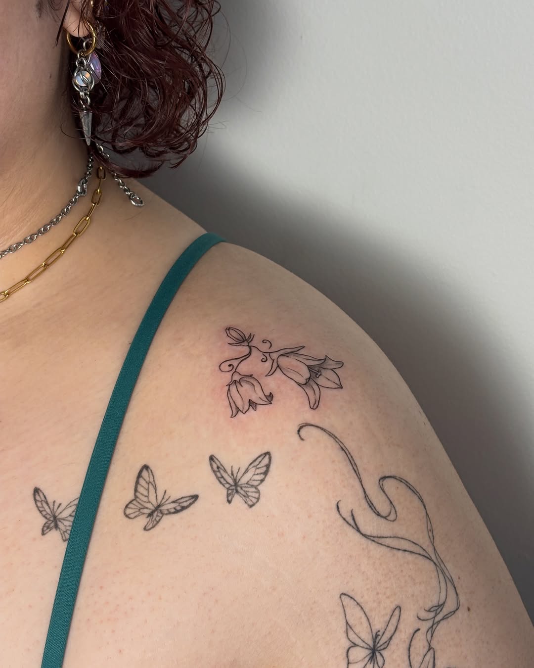 Tattoo by @maddietattie โ fine_line