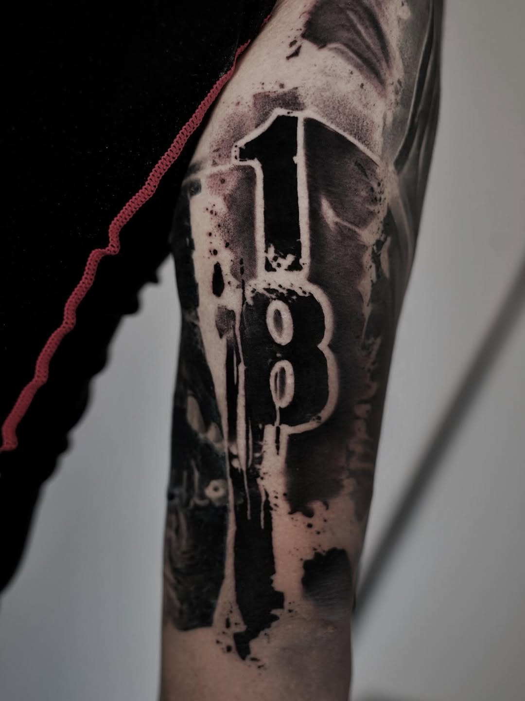 Tattoo by @facundogiltattoo — blackwork, trash_polka