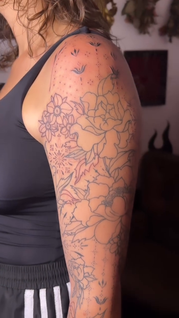 Tattoo by @hayleythomastattoos — fine_line, dotwork
