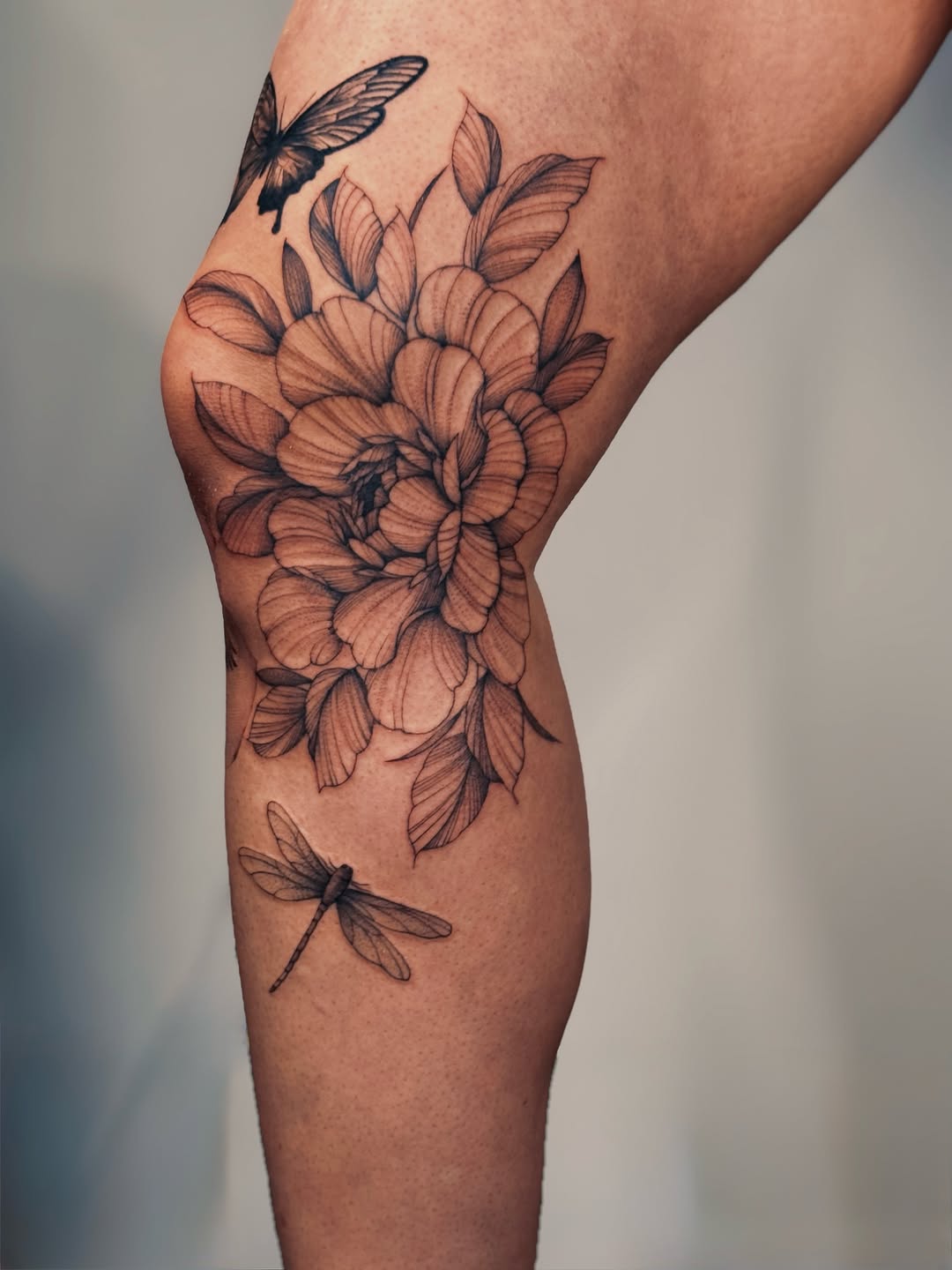 Tattoo by @olgatattooing — black_and_grey