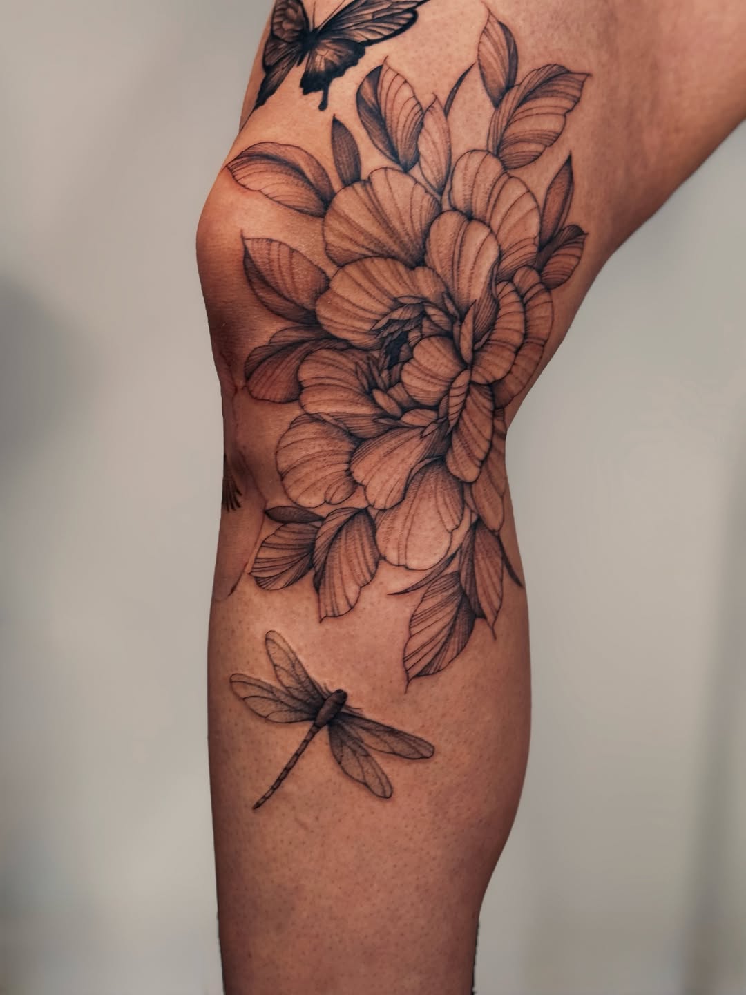 Tattoo by @olgatattooing — black_and_grey