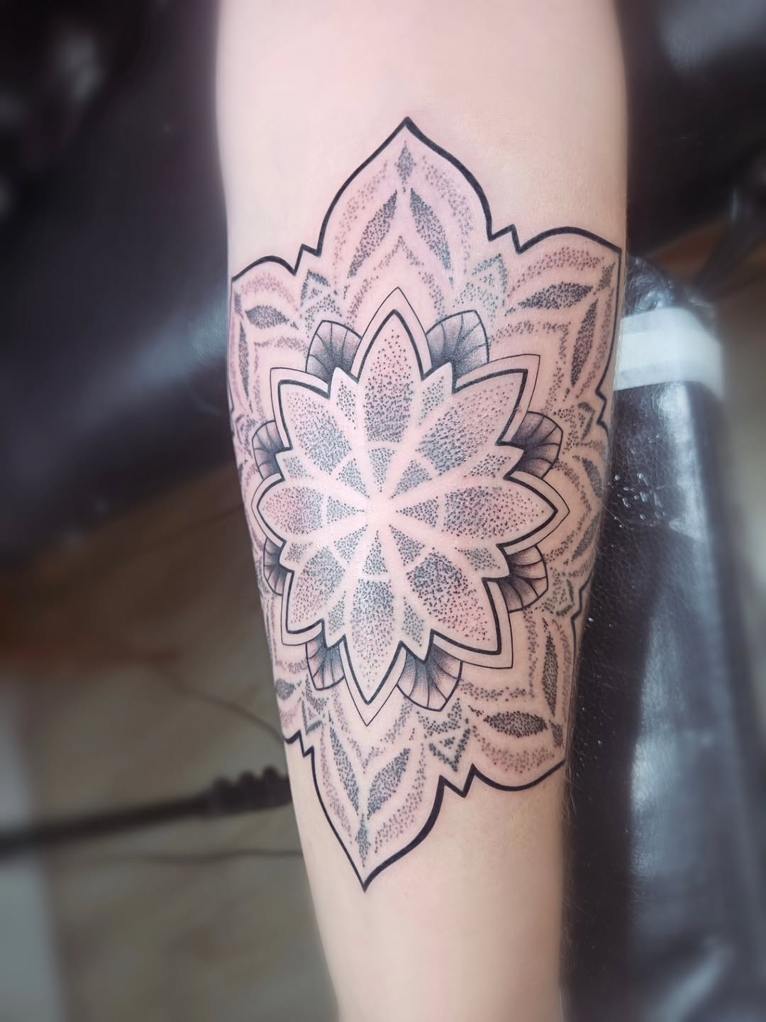 Tattoo by @tattsbytayy — dotwork, geometric