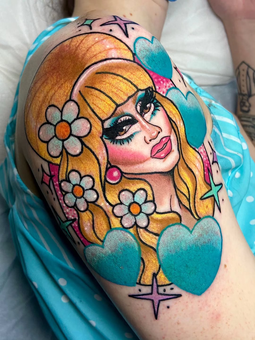 Tattoo by @kirabishoppp β new_school