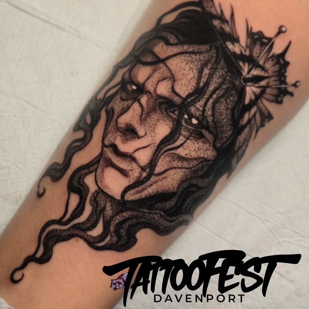 Tattoo by @kristynkayborglum — blackwork