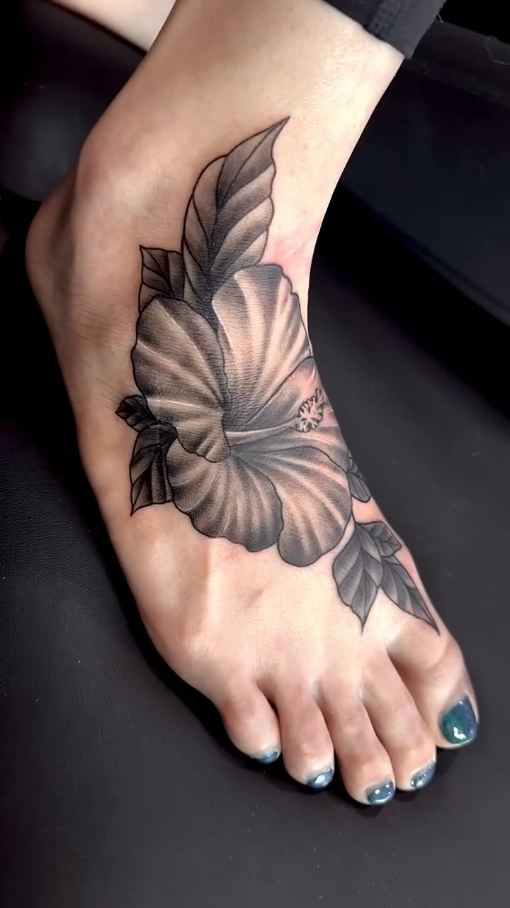 Tattoo by @jeffywong09 — black_and_grey, realism