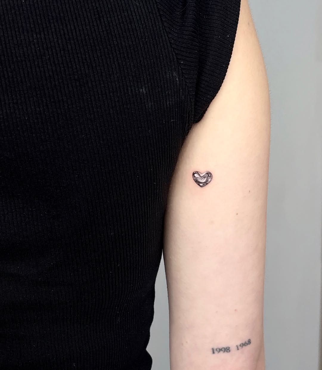 Tattoo by @nyangwol_tattoo — fine_line, minimalist