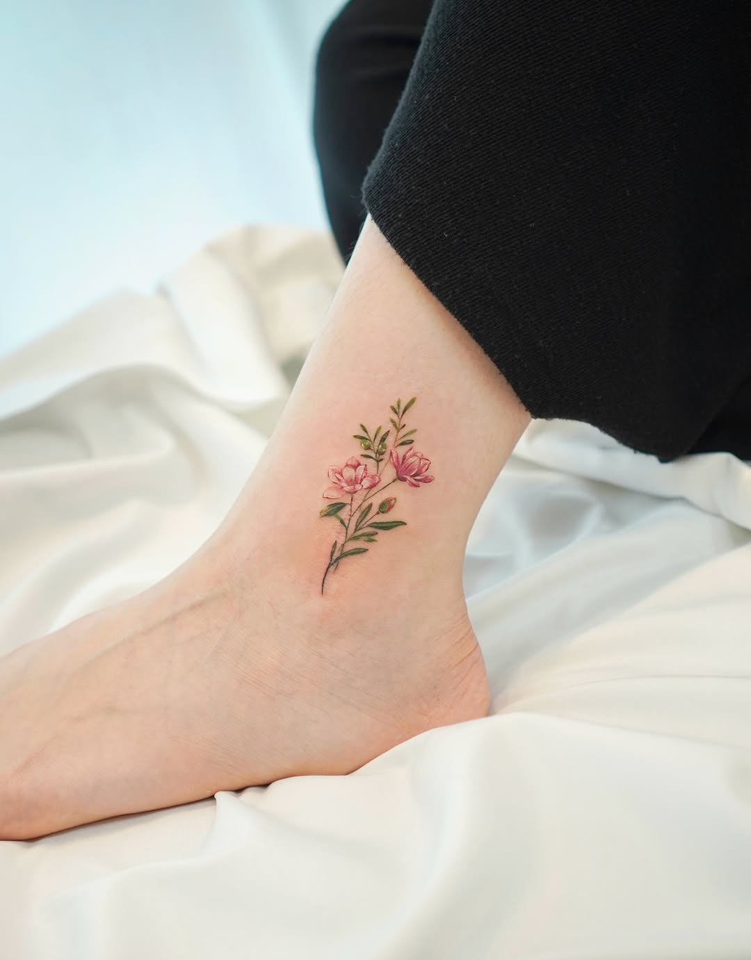 Tattoo by @yous_tattoo — fine_line