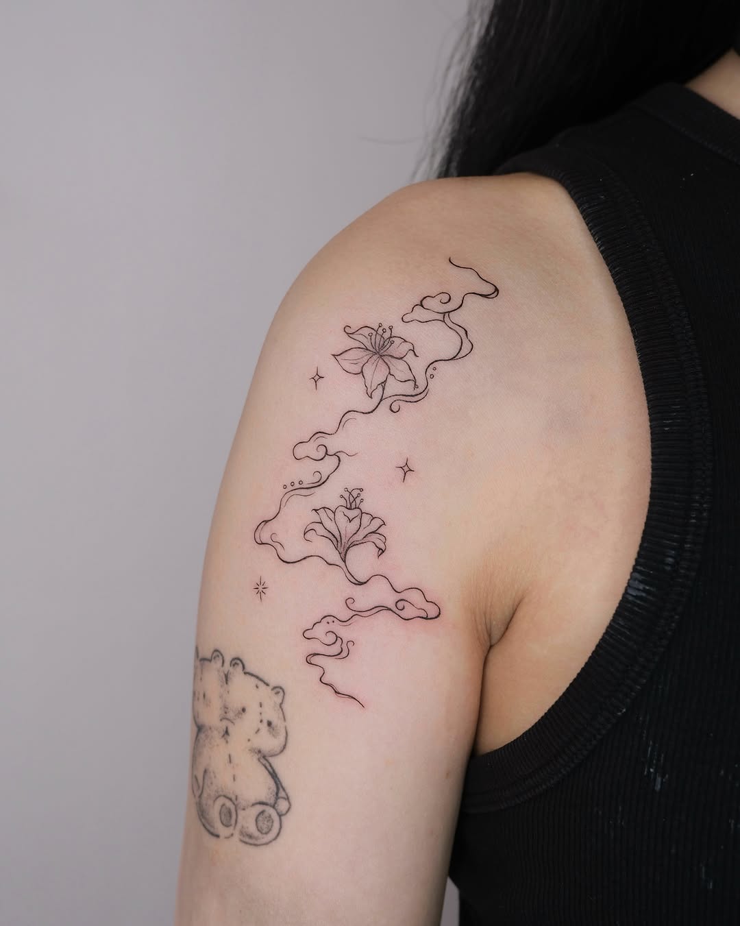 Tattoo by @mu.uutat — fine_line, illustrative