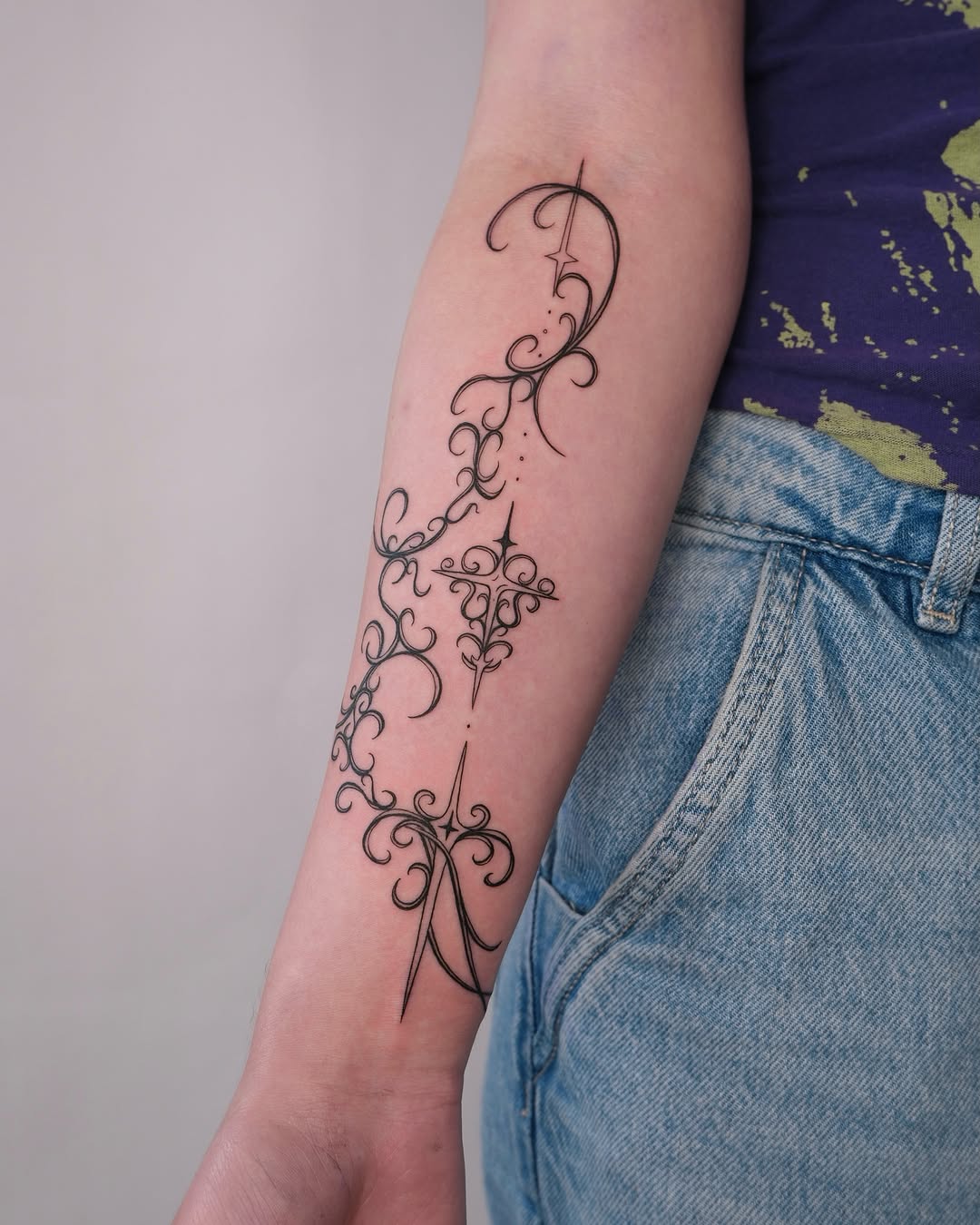 Tattoo by @mu.uutat — fine_line, ornamental