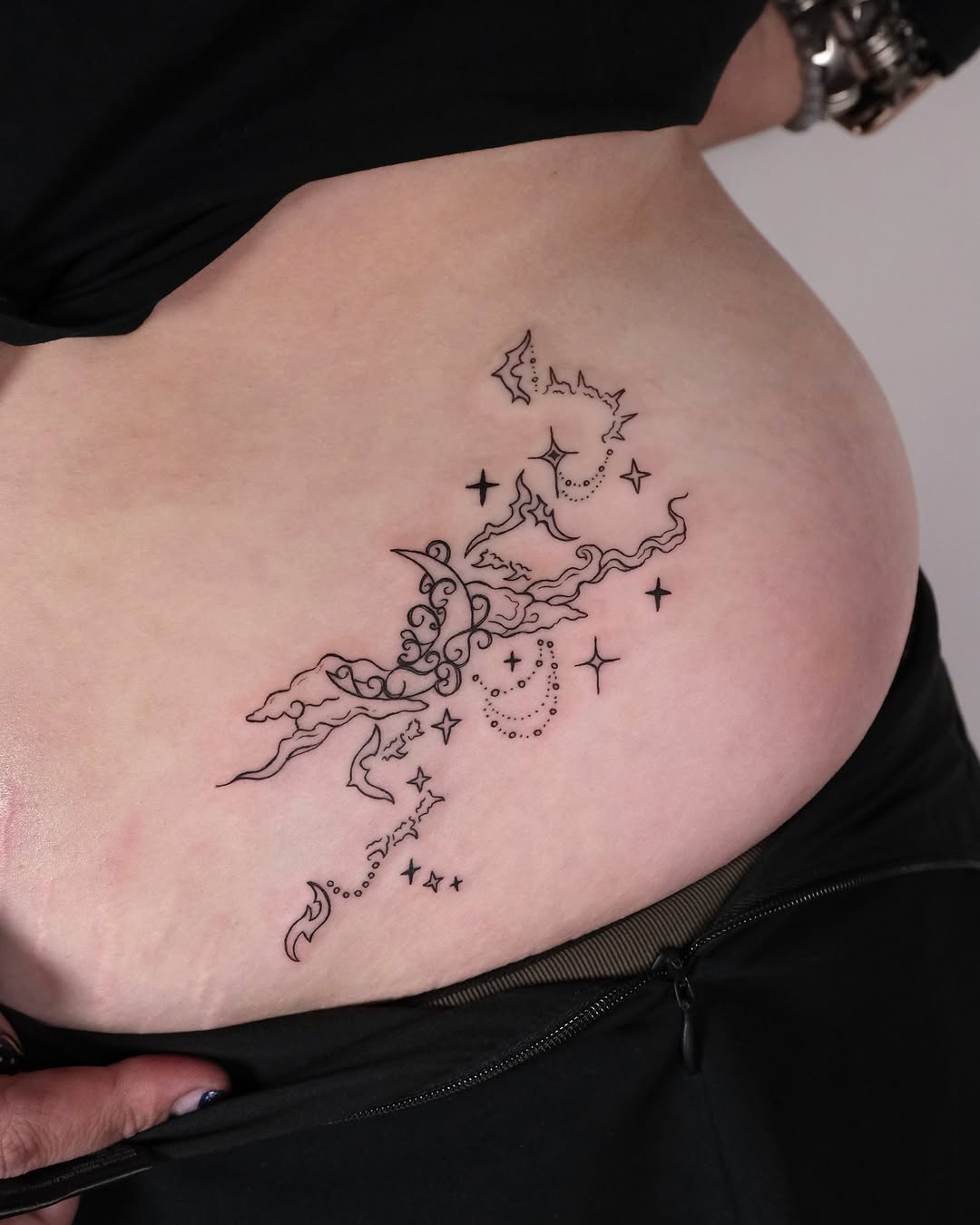 Tattoo by @mu.uutat — fine_line, illustrative