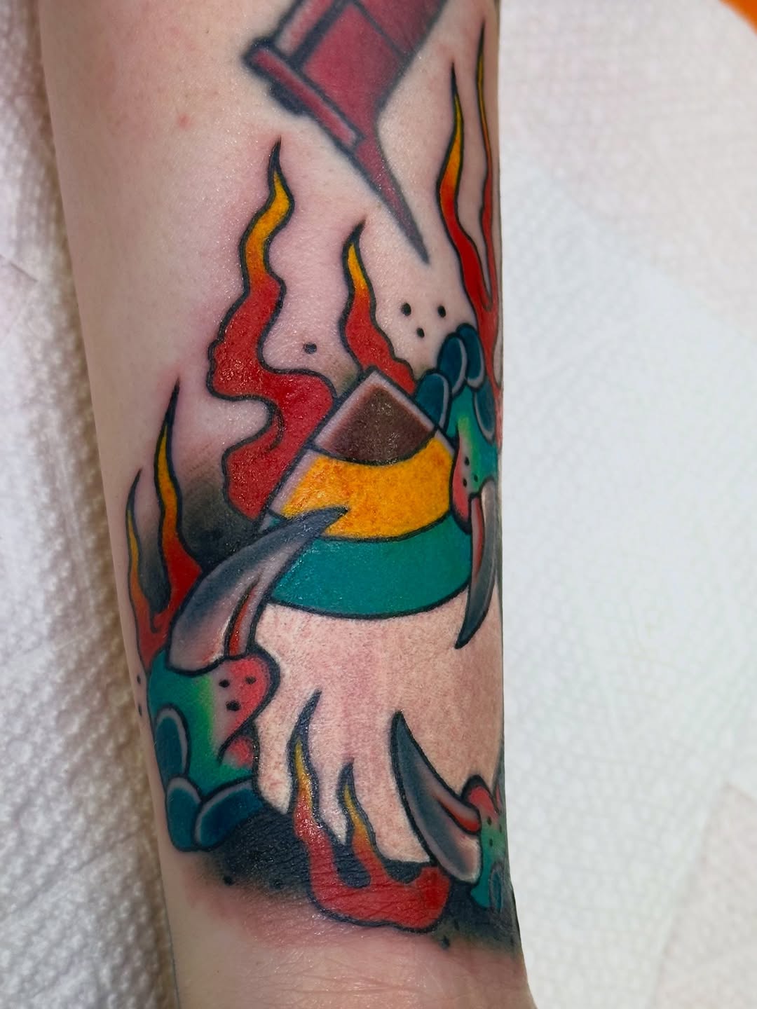 Tattoo by @sydneybeetattoos — american_traditional
