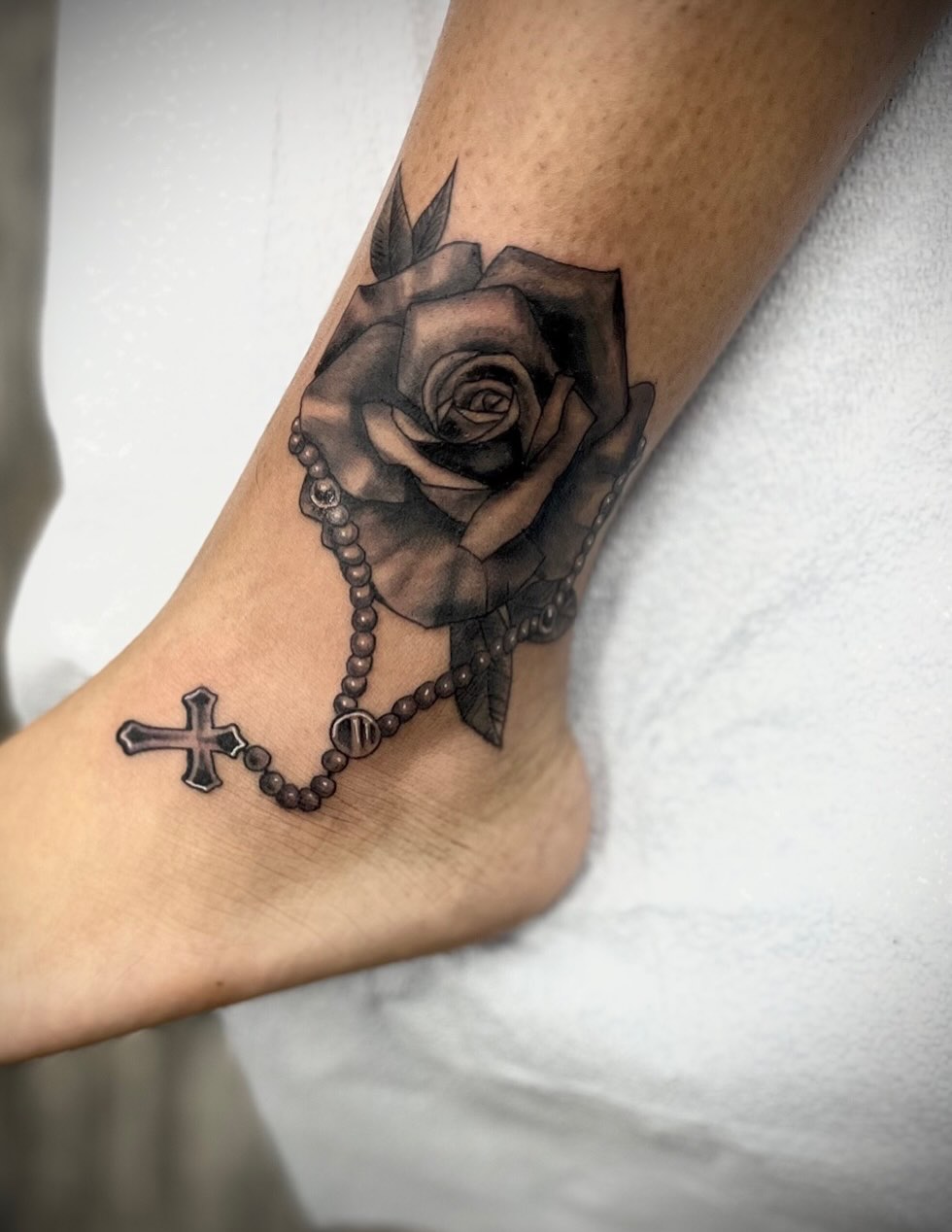 Tattoo by @kellykalani — black_and_grey, realism
