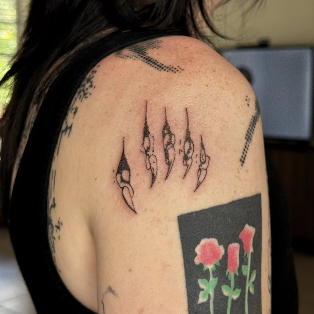 Tattoo by @jointkillertattoo โ blackwork