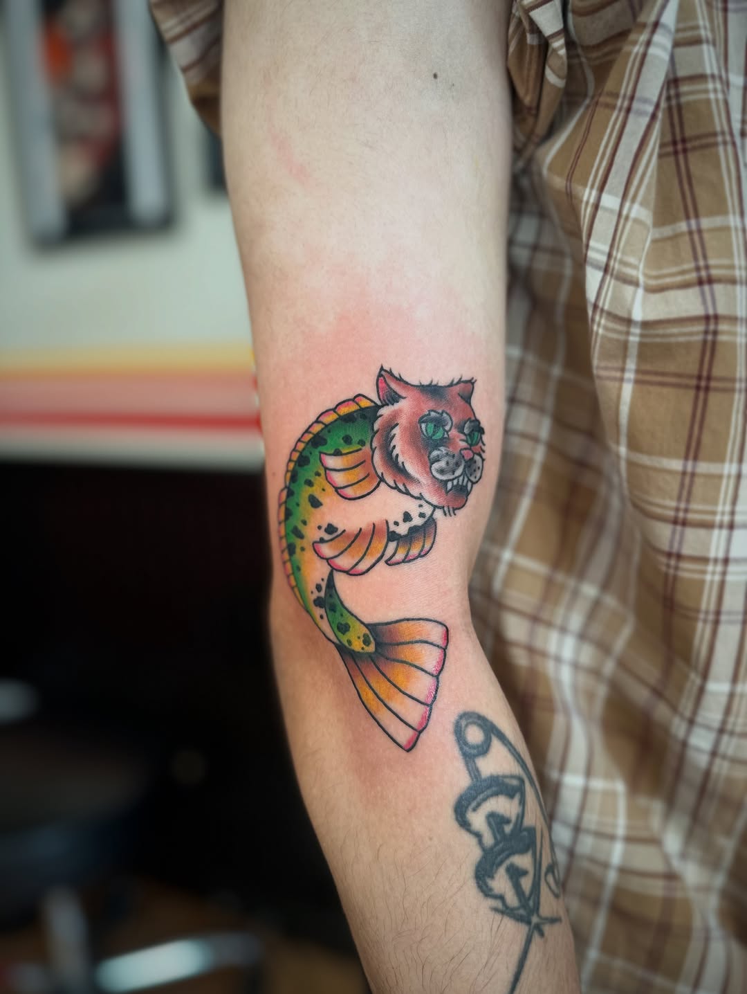 Tattoo by @zoinkx.tattoo — american_traditional, illustrative