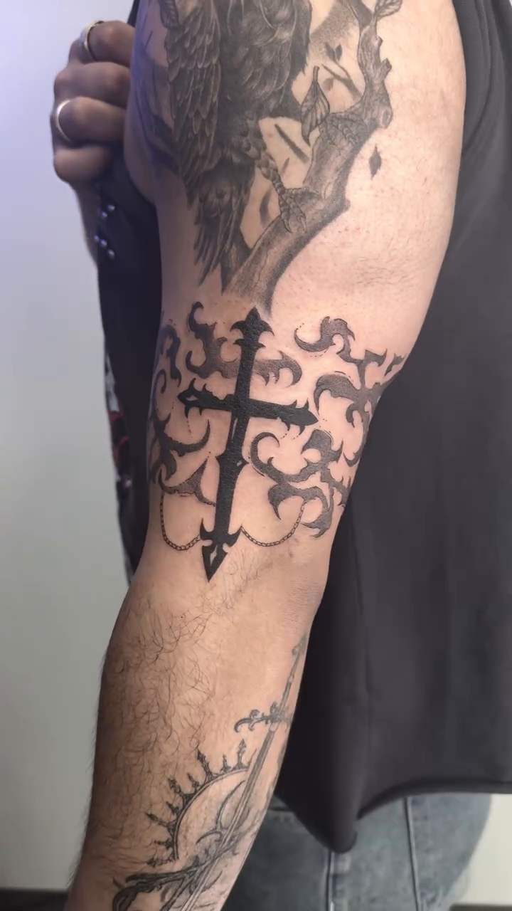 Tattoo by @abryvtattoos — blackwork, ornamental