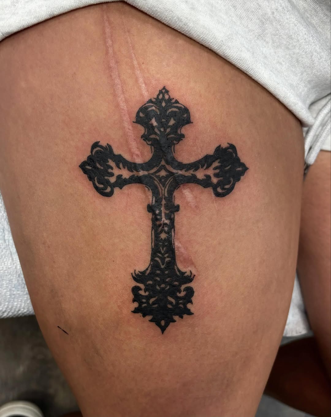 Tattoo by @starxscribbles — blackwork, ornamental