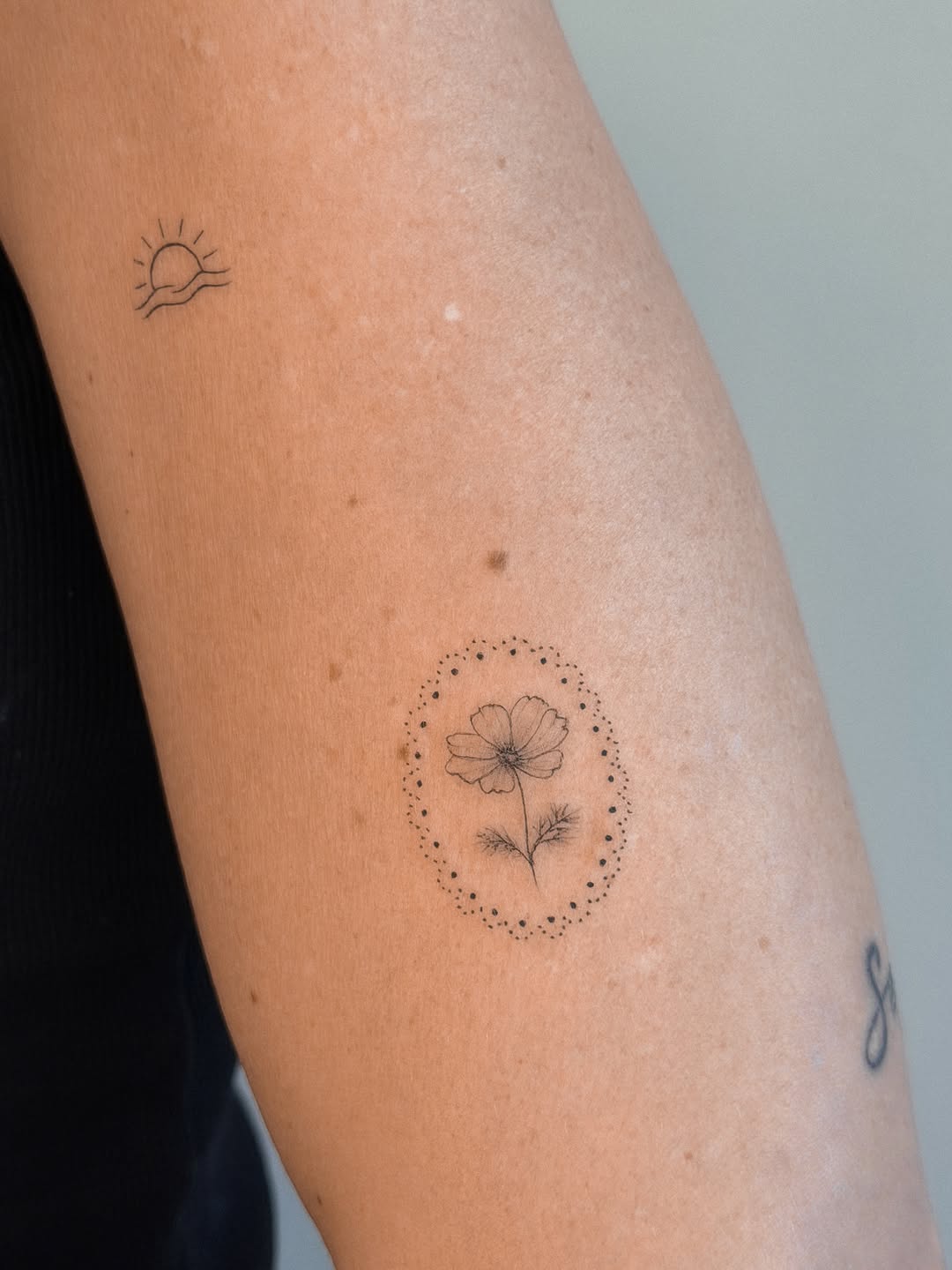 Tattoo by @tattoo_hazzard — fine_line, minimalist