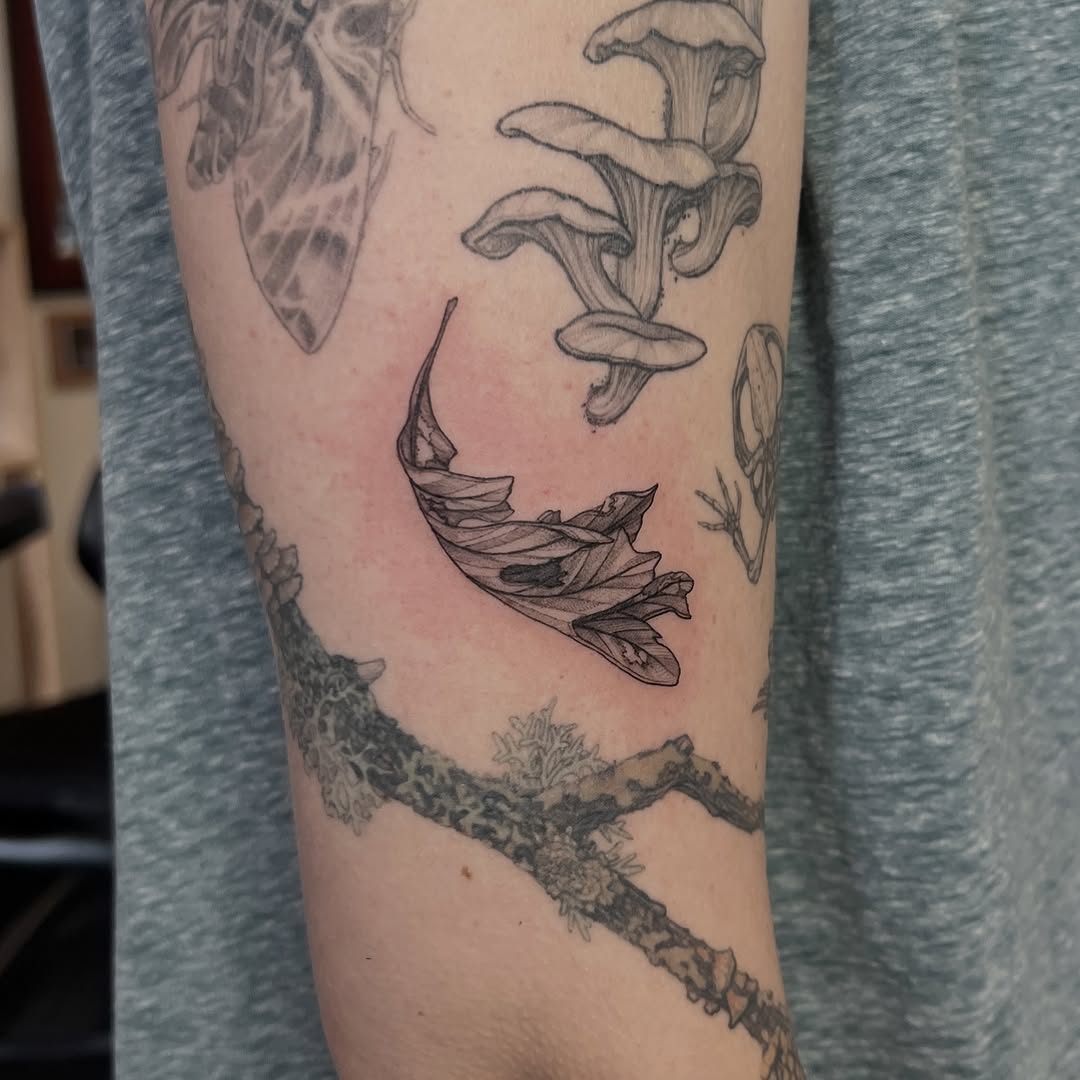 Tattoo by @libbytattoo — fine_line, dotwork