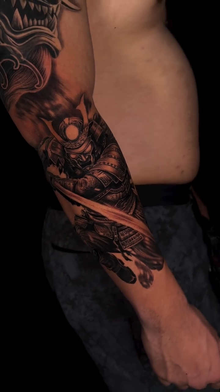Tattoo by @tattoosbylynn_sdt — japanese_irezumi, black_and_grey