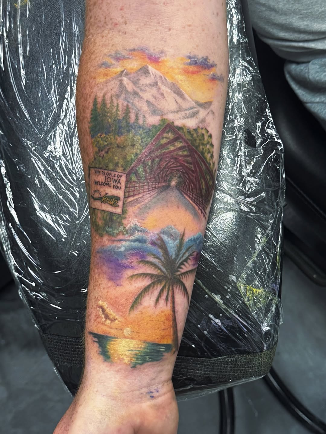 Tattoo by @marieamor_ink — realism, illustrative