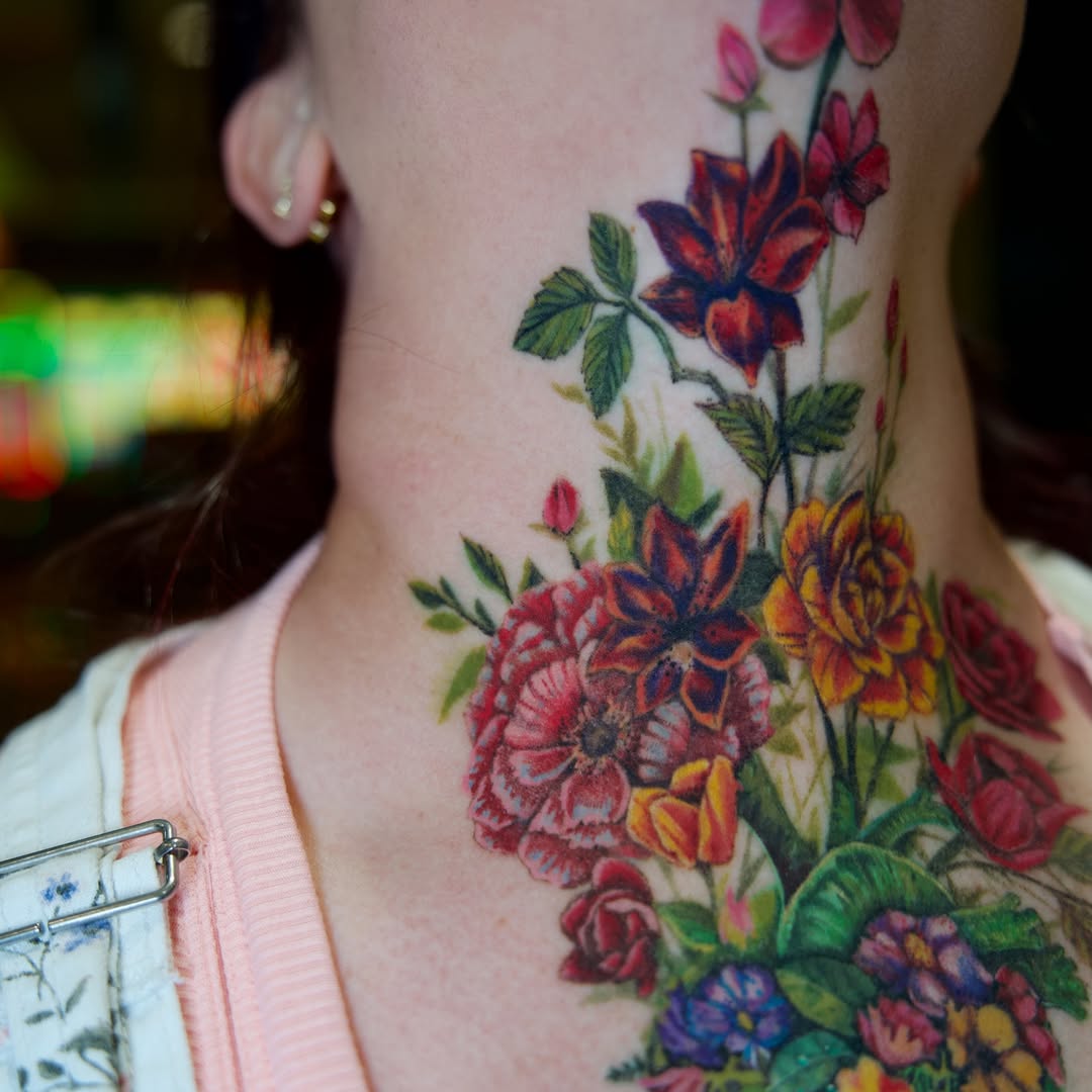 Tattoo by @raven_wood_tattoo โ illustrative, realism
