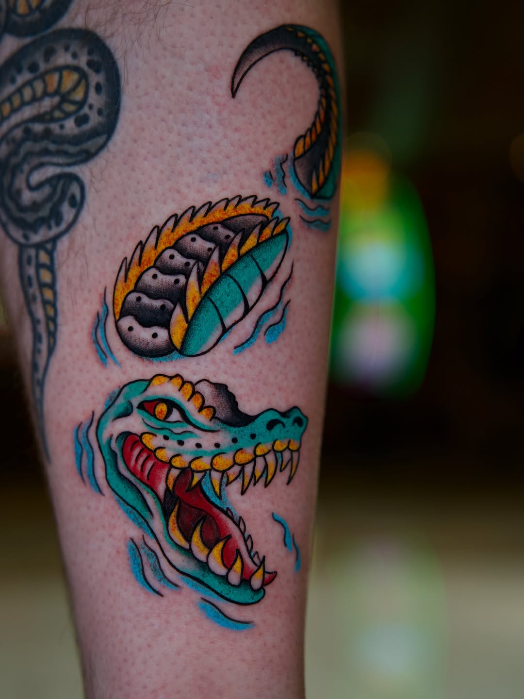 Tattoo by @raven_wood_tattoo โ american_traditional, illustrative