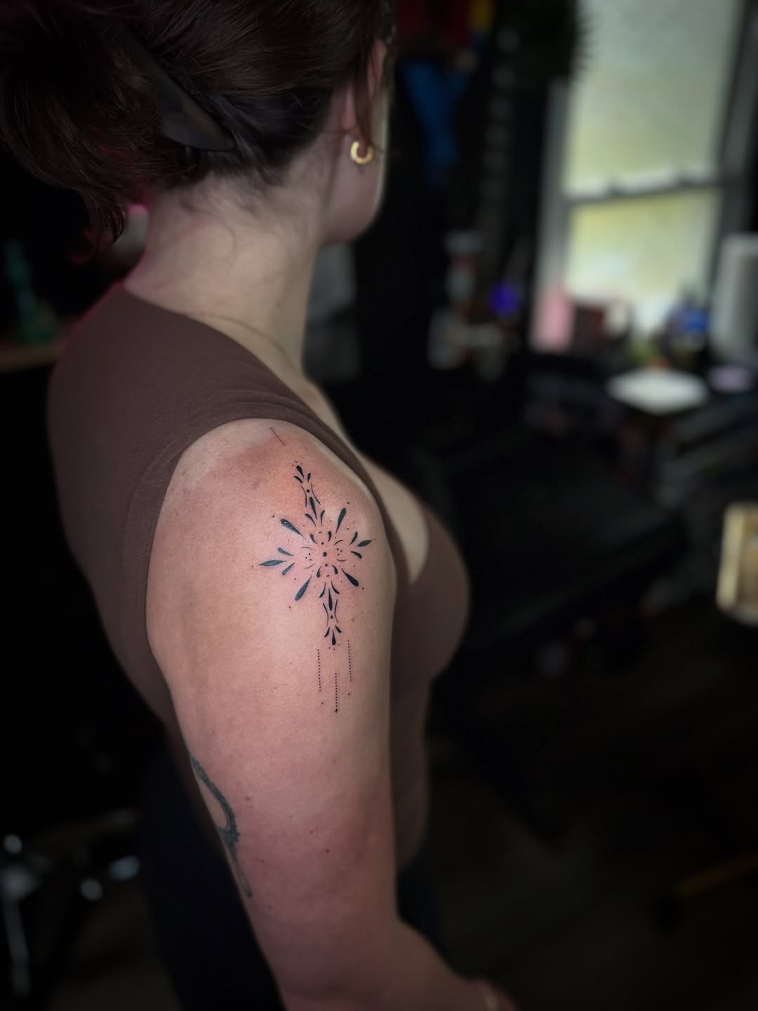 Tattoo by @honeyssweettattoos β fine_line