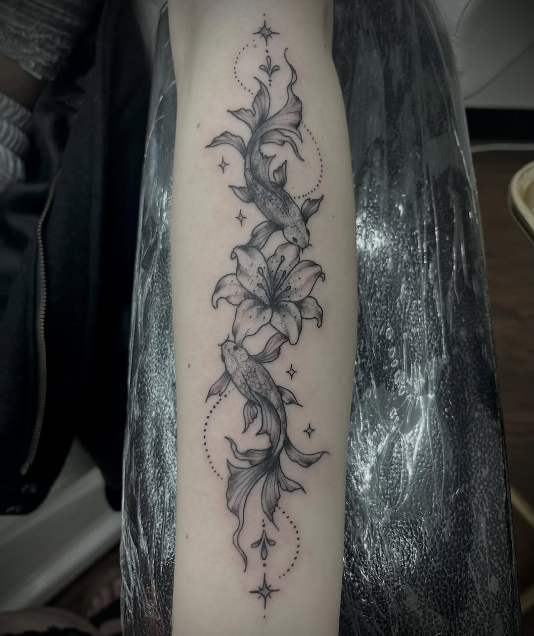Tattoo by @jesscorinnetattoo — black_and_grey, fine_line
