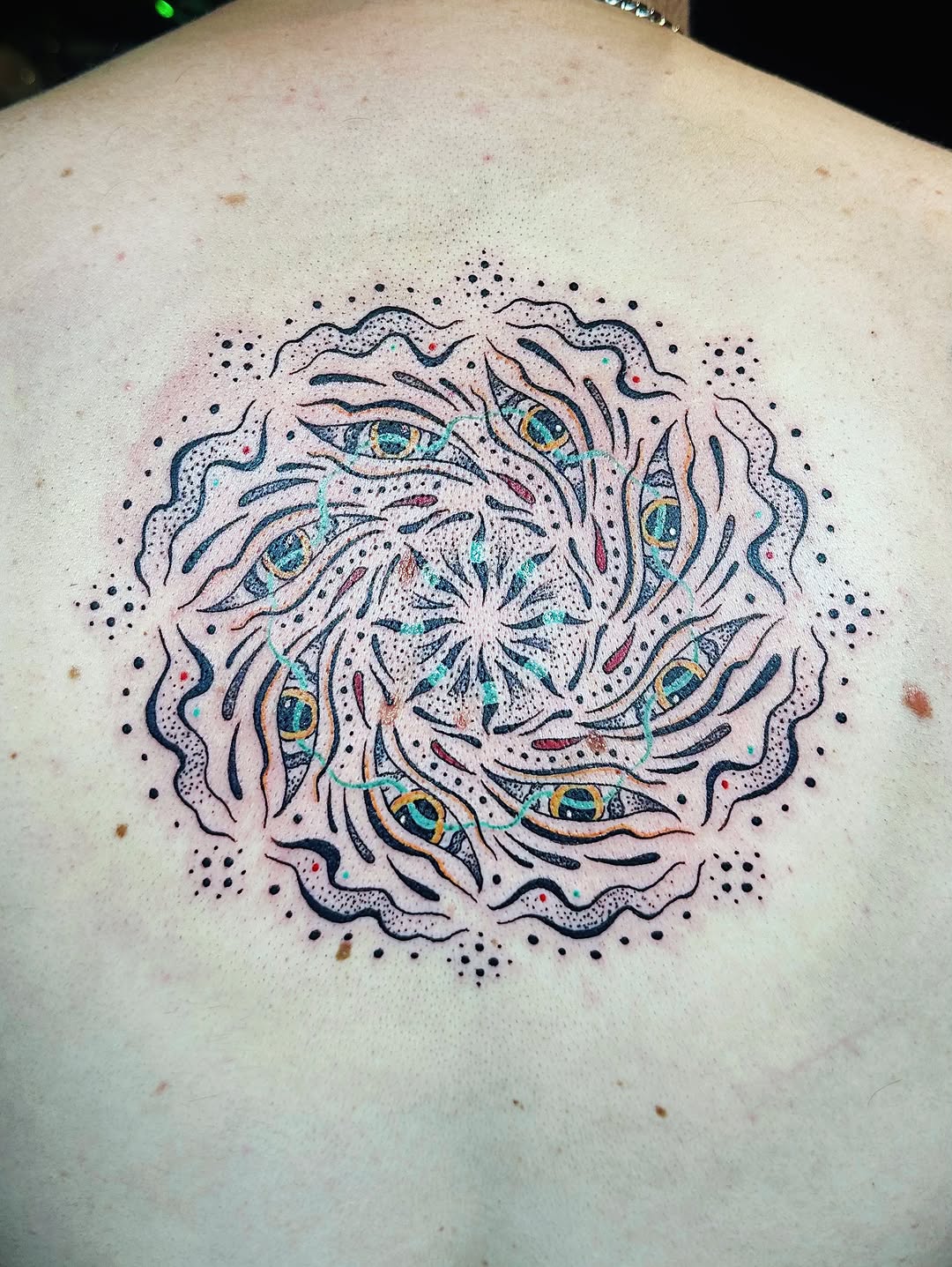 Tattoo by @visions.of.jules β illustrative, dotwork