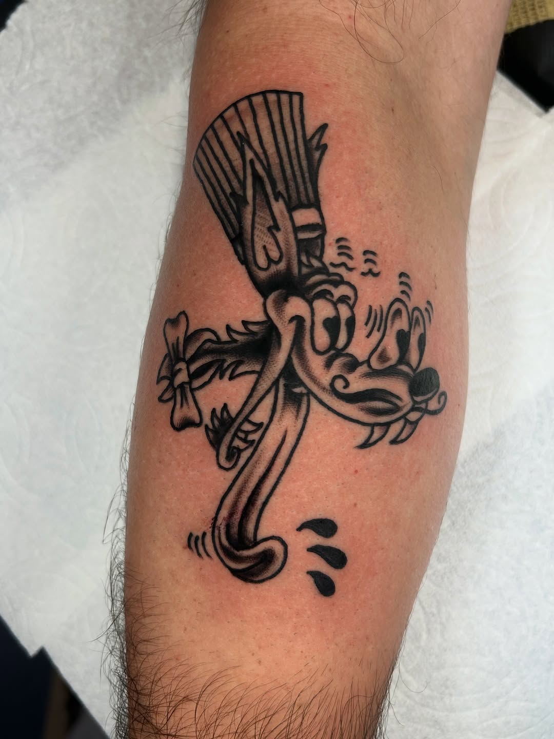Tattoo by @gnarbunkle โ new_school