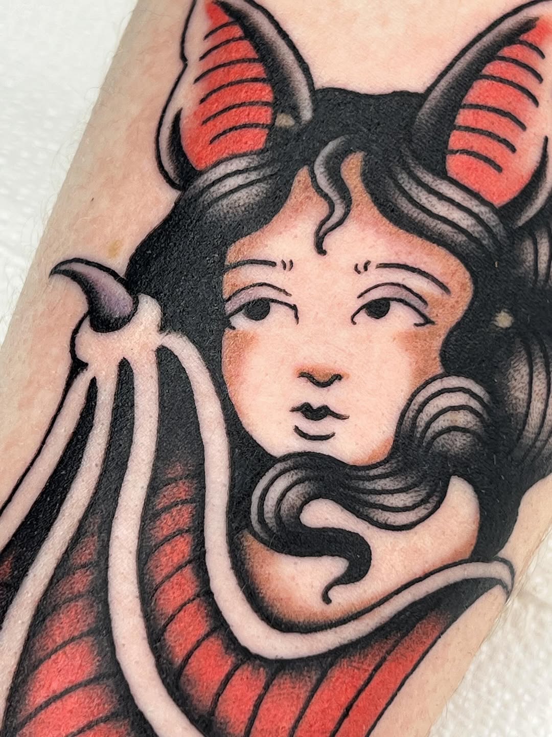 Tattoo by @hannahtattana β american_traditional, neo_traditional