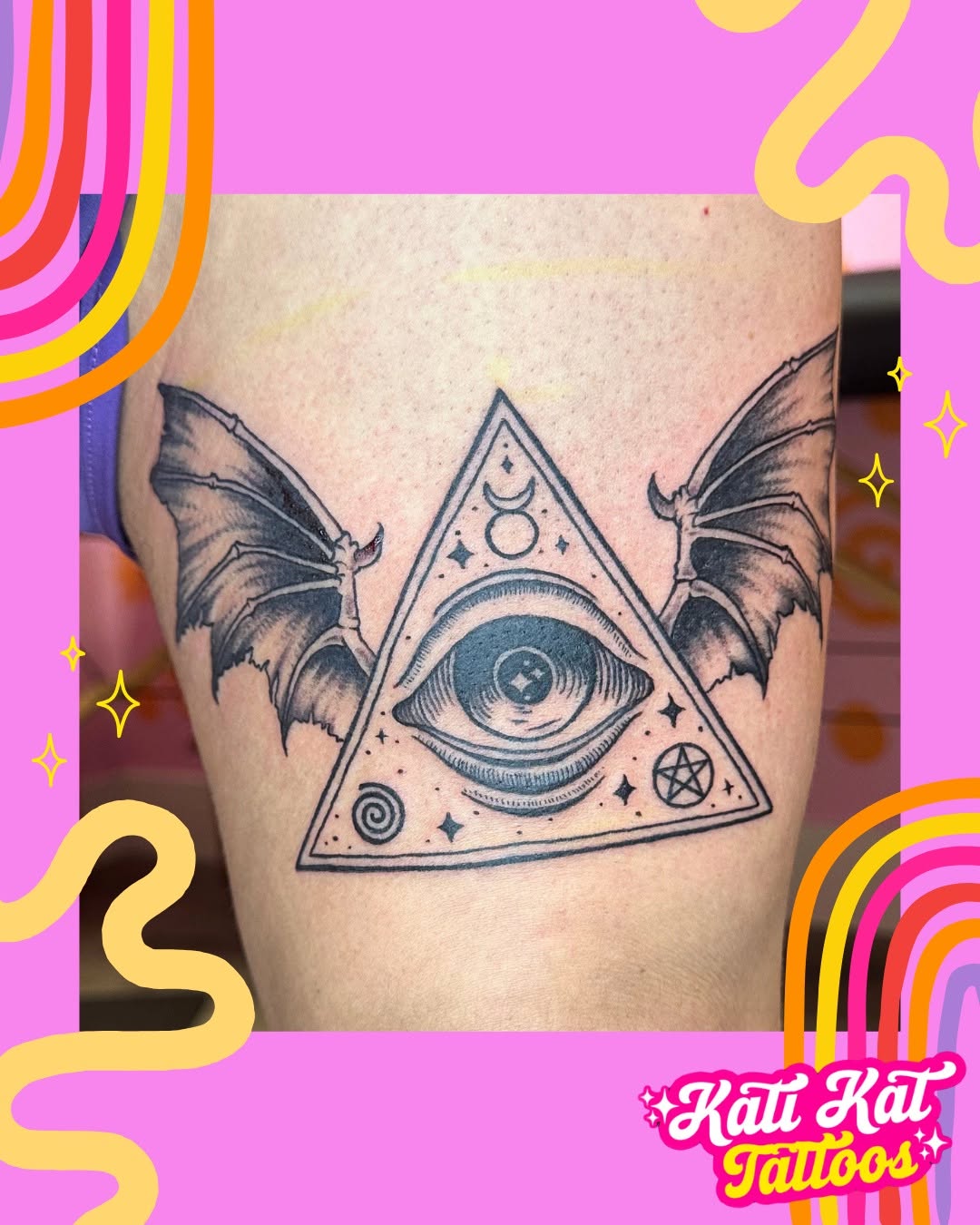 Tattoo by @katikattattoos — blackwork
